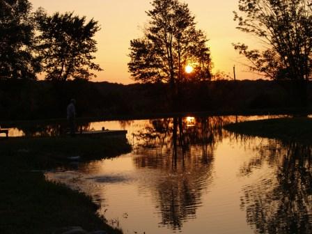 Sunset at Rhoades Pond 9 2 07 wedp