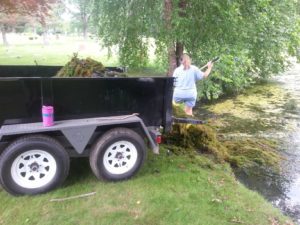 cut coontail loading on trailer